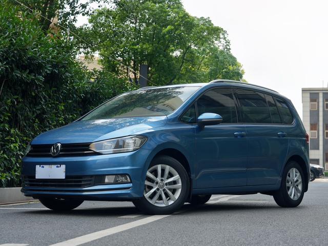 Touran L 2016 280TSI automatic Comfort Version