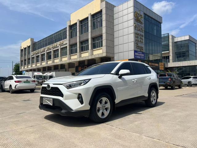 RAV4 Rongfang 2024 2.0L CVT two-wheel drive Urban Edition