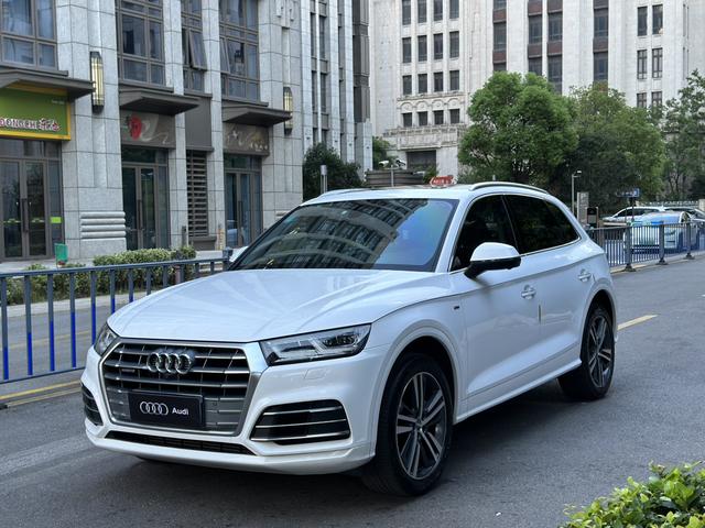 Audi Q5L 2020 facelift 40 TFSI Glory Style