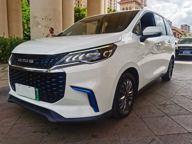 Chase EUNIQ 5 PLUG IN 2020 1.3T Elite Edition