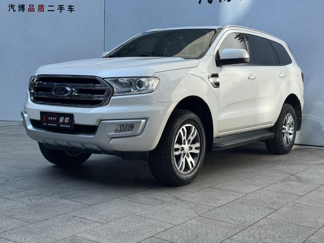 Roadrunner 2017 2.0T Petrol Automatic 4WD Luxury 7-seater