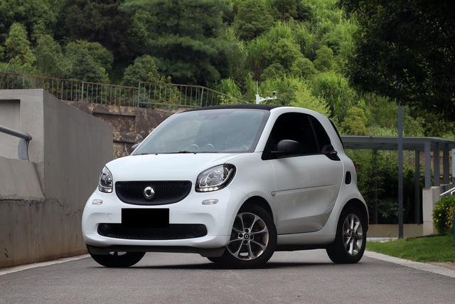 Smart fortwo 2018 1.0L 52kw hardtop smart version National V