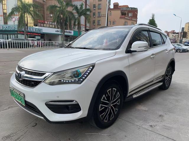 Song DM 2017 1.5TID full-time four-wheel drive honor type