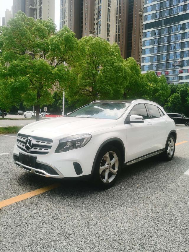 Mercedes-Benz GLA 2018 GLA 200 Style