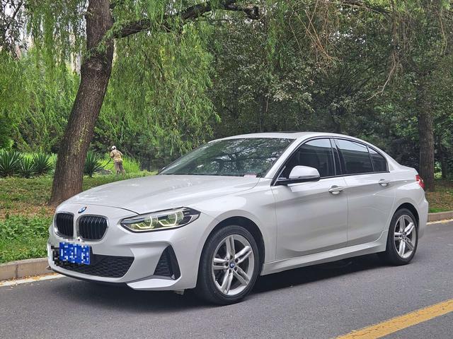 BMW 1 Series 2019 118i Style