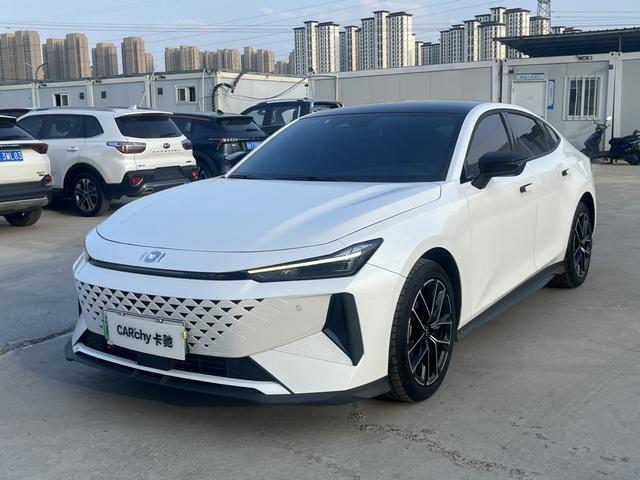 Changan Qiyuan A06 Classic 2024 Customized Version