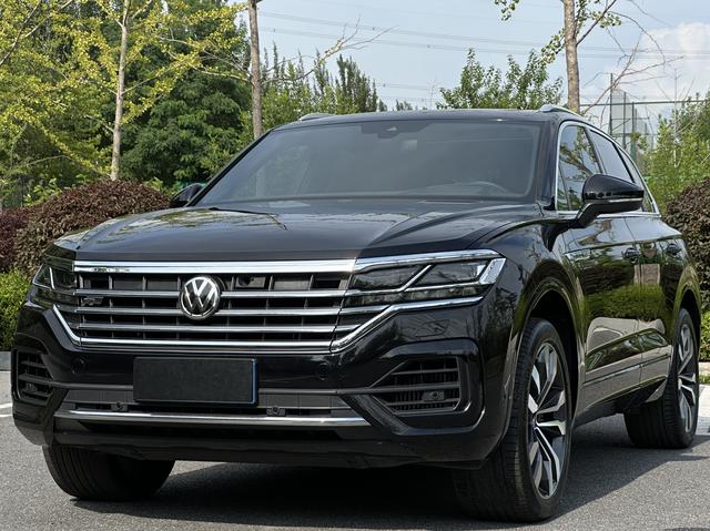 Touareg 2019 model 3.0 TSI Ruizhi Edition Country V