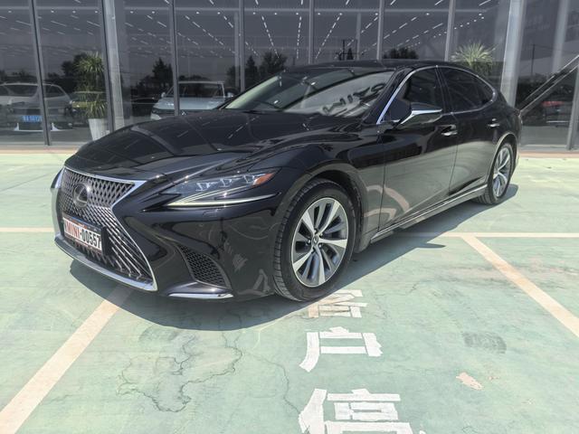 Lexus LS 2018 500h Excellence Edition State V