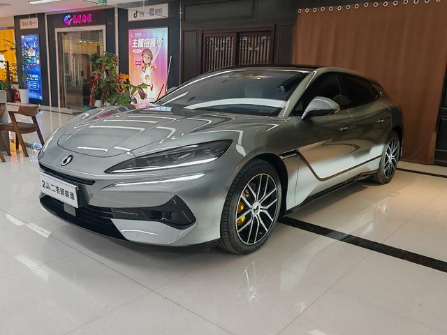 Denza Z9GT DM 2024 1100 four-wheel drive Max version
