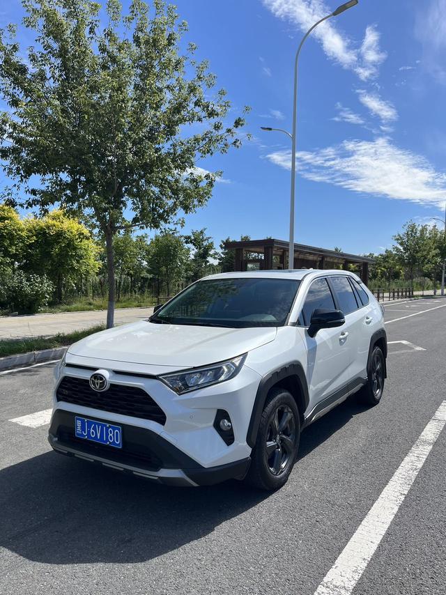 RAV4 RAV4 2022 2.0L CVT 4WD Style PLUS Edition