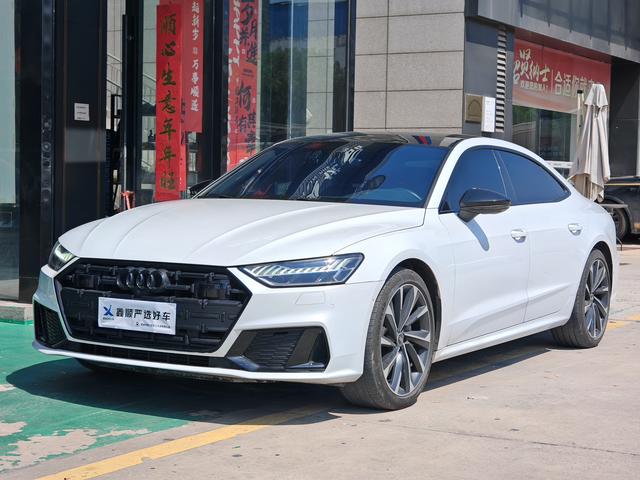 Audi A7L 2022 model 45 TFSI quattro S-line see far type Yao black suit