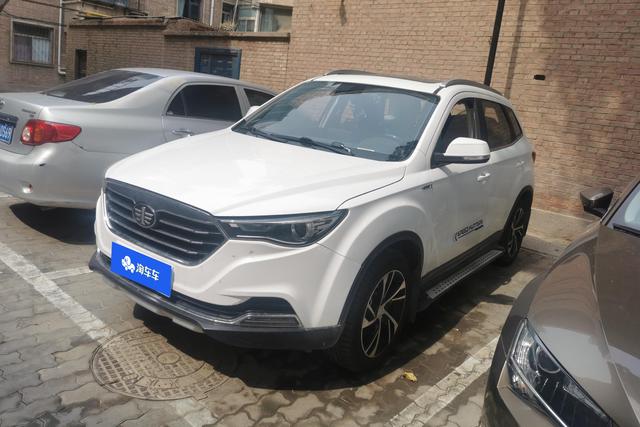 Pentium X40 2019 1.6L automatic luxury Country V