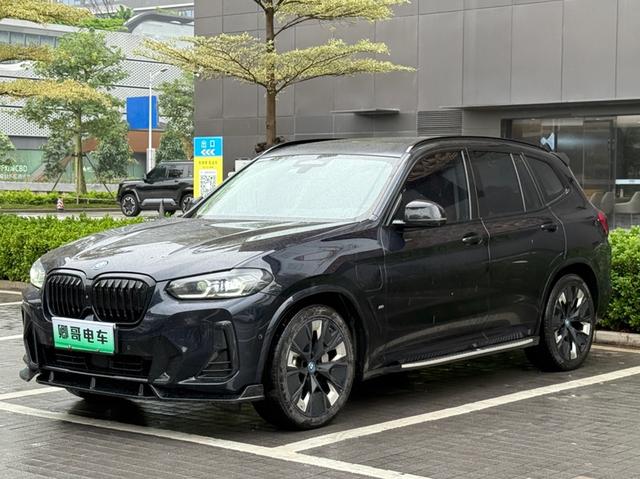 BMW iX3 2022 Genesis