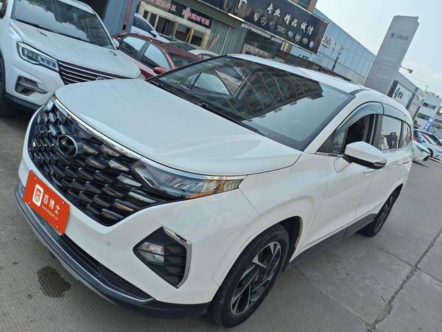 CUSTOM 2021 380TGDi TOP Premium