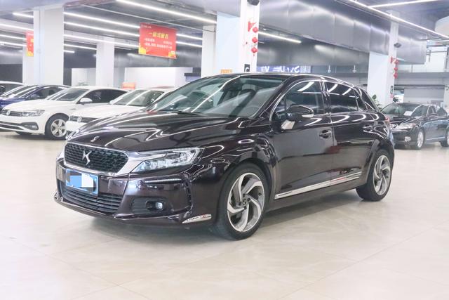 DS 4S 2018 model 30THP dazzling type