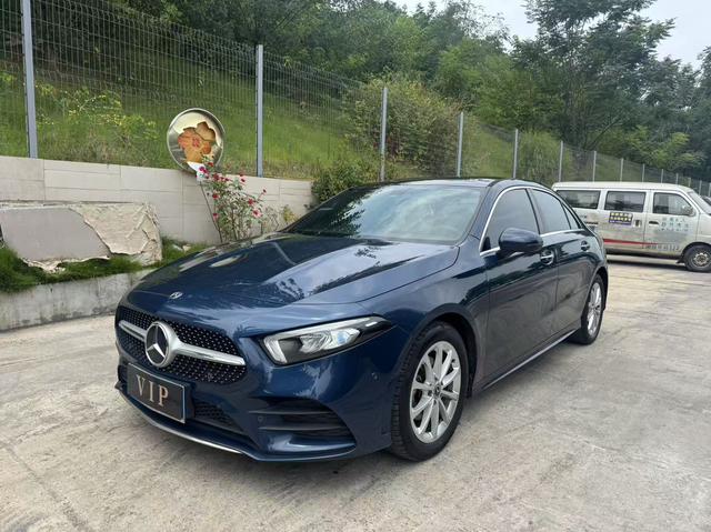 Mercedes-Benz A-Class 2020 A 200 L