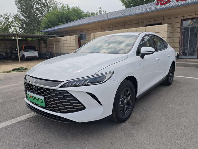 Qin PLUS DM 2025 Smart Driving Version DM-i 55KM leading Type
