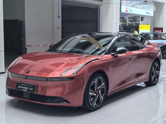 Lynk & Co Z10 2024 95kWh 702km four-wheel drive smart driving Ultra