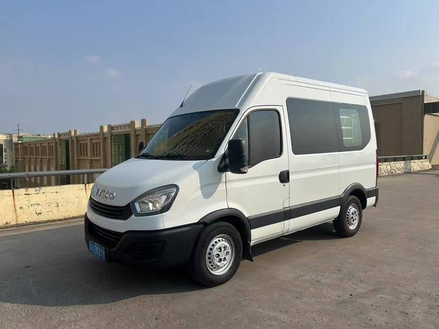 Iveco Ousheng 2020 2.3T manual Chaorui short axis low top high power F1A