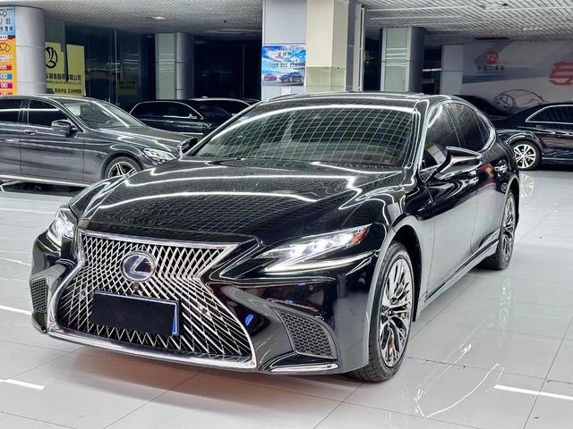 Lexus LS 2018 500h Executive Edition State VI