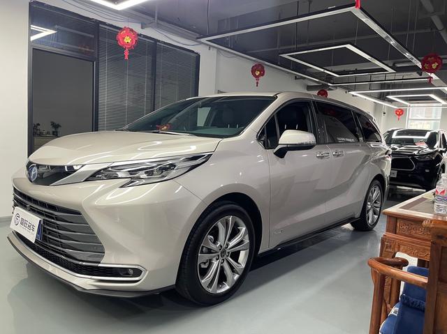 Saina 2024 Dual Engine 2.5L Premium Edition