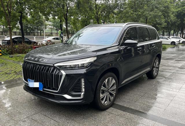 Xingtu Lanyue 2023 2.0T four-wheel drive Xingrui-seven seats