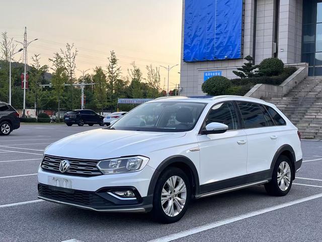 C-TREK Weiling 2017 1.6L automatic Comfort Type