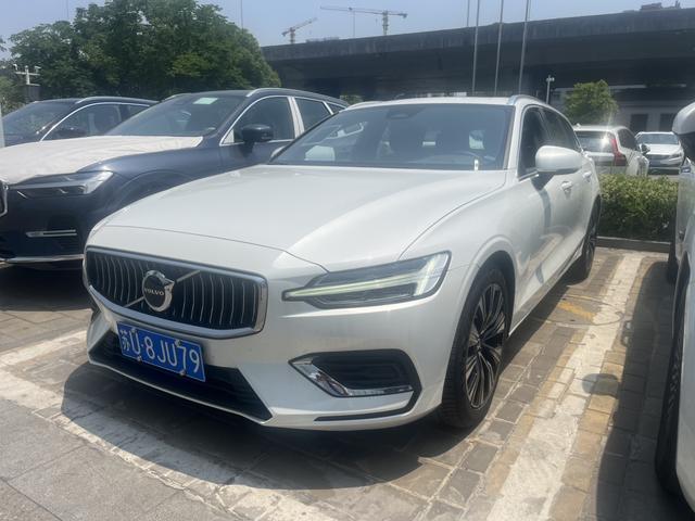 Volvo V60 2024 B5 Zhiyuan Deluxe Edition