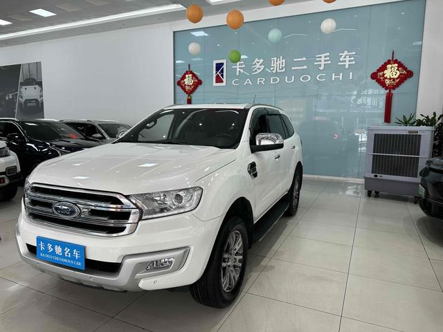 Roadrunner 2017 2.0T Petrol Automatic 4WD Luxury 7-seater