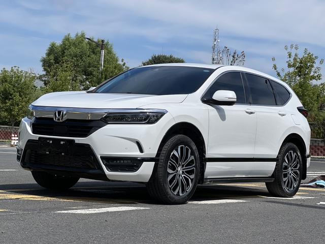 White Shadow 2021 240TURBO CVT 4WD Premium Edition