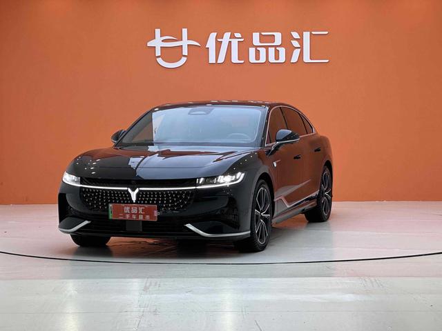 Lantu Chasing Light PHEV 2024 Ultra-long battery life Four-wheel drive Ultimate Edition