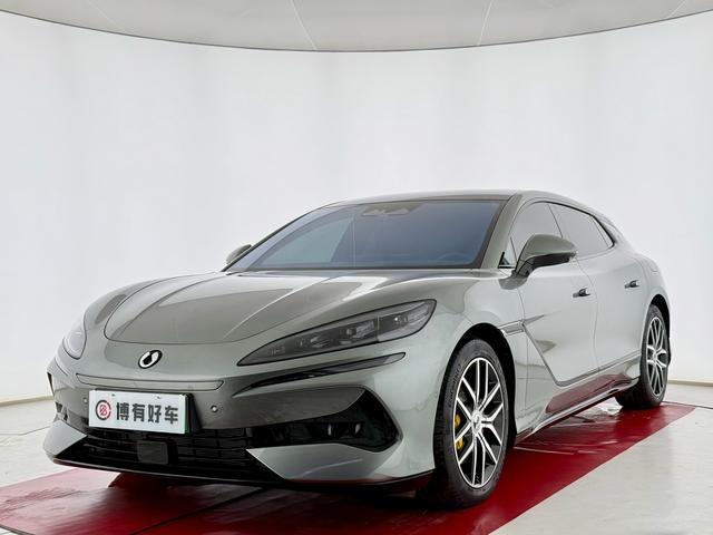 Denza Z9GT DM 2024 1100 four-wheel drive Max version