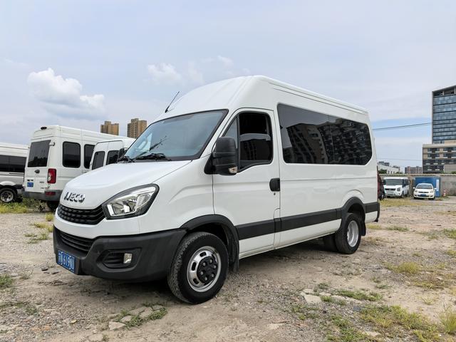 IVECO OCEAN 2021 2.0T MANUAL SUPER RAY LONG AXLE SHORT OVERHANG HIGH ROOF SIDE SLIDING DOOR F1A
