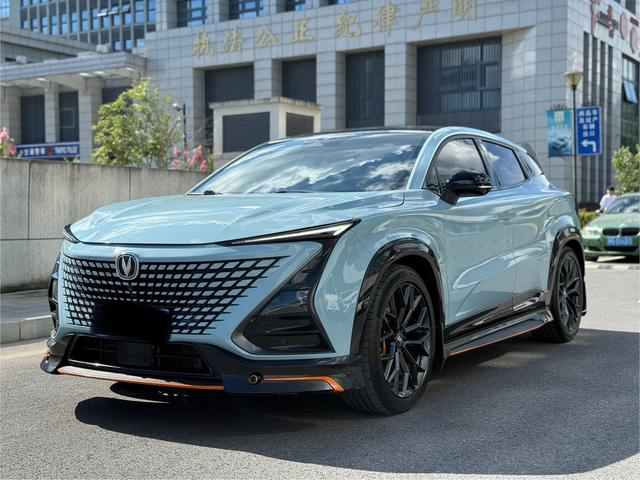 Changan UNI-T 2022 2.0T sports version pilot Type