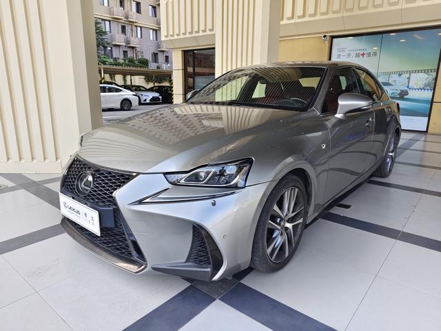Lexus IS 2017 300 F SPORT Edition