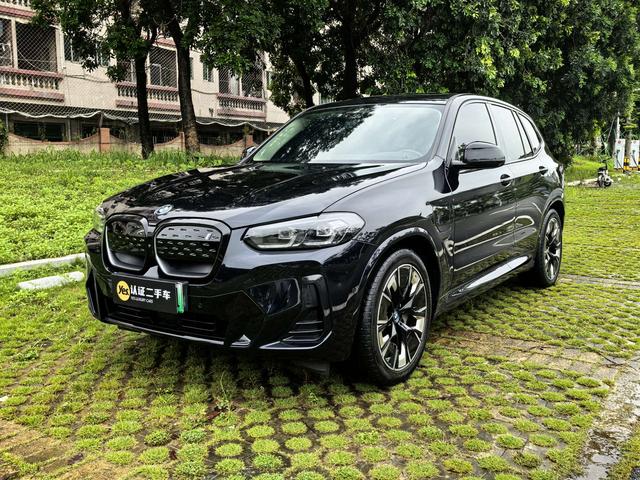 BMW iX3 2023 Genesis