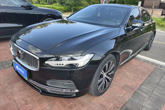 Volvo S90 PHEV 2022 facelift T8 E-drive hybrid Zhiyi Deluxe Edition