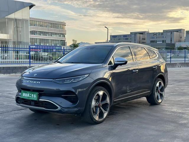 Denza X PHEV 2020 2.0T Ultimate Edition