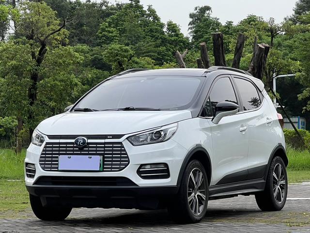 Yuan EV 2018 EV360 Smartlink Creative Cool Model
