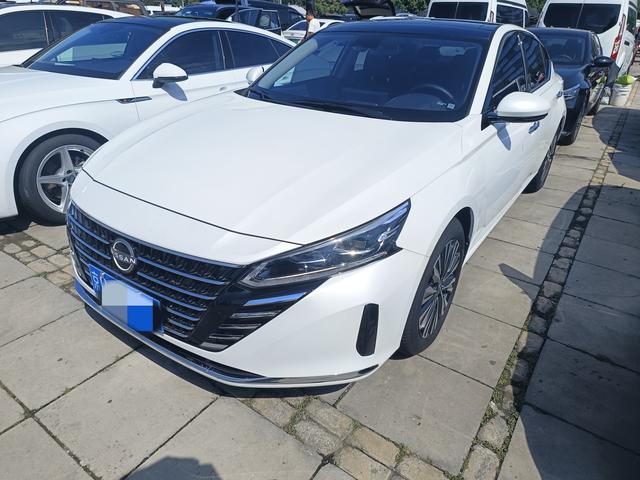 Teana 2022 2.0L XE Pure Edition