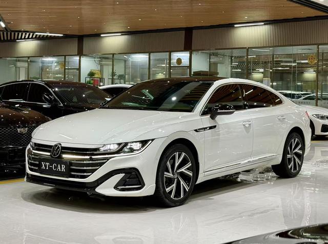 VOLKSWAGEN CC 2021 380TSI Capture Edition