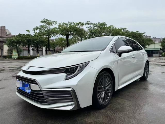 Lansdowne 2021 2.0L Deluxe