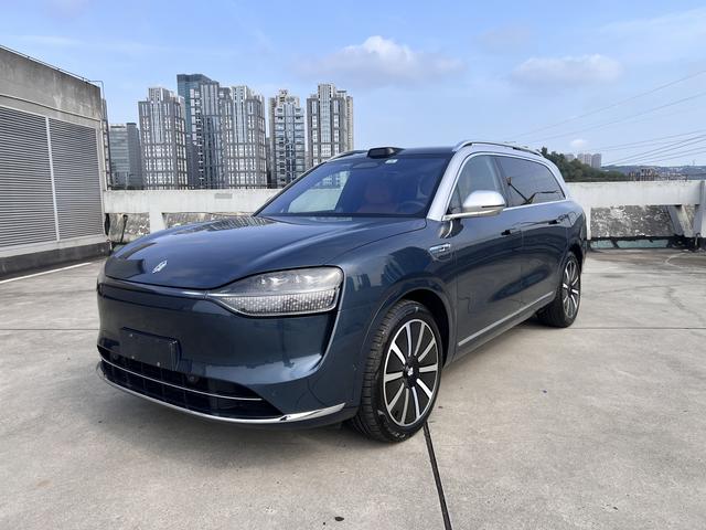 Wenjie M9 2024 Extended Range Ultra six-seater version