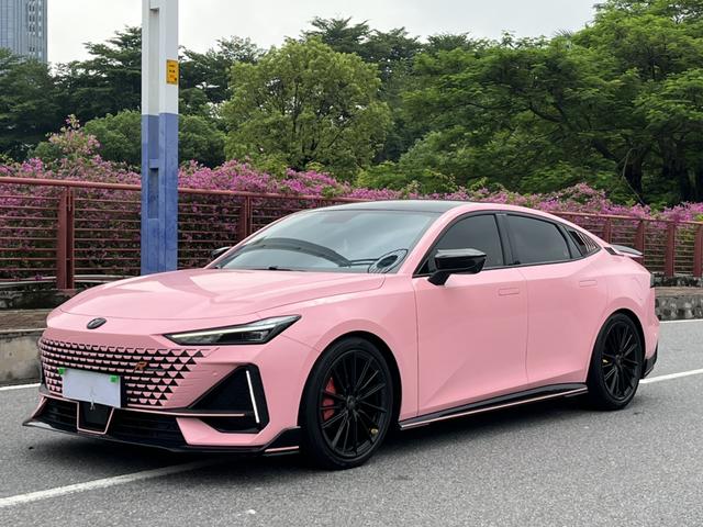 Changan UNI-V 2022 1.5T Sport Edition