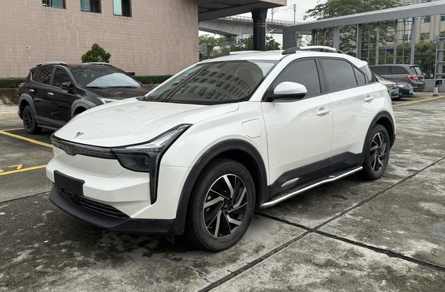 Nezha U 2021 Pro 400 Cruise Edition