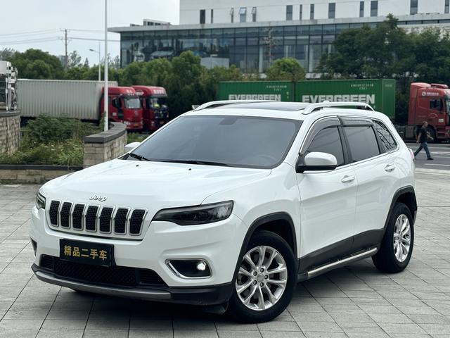 Free Light 2020 2.0L two-wheel drive safety upgrade version