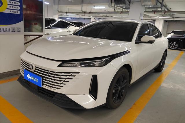 ETA 2023 1.5T GDI Auto Premium