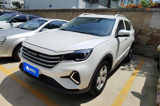 Jietu X70M 2022 1.5T manual avant-garde partner type