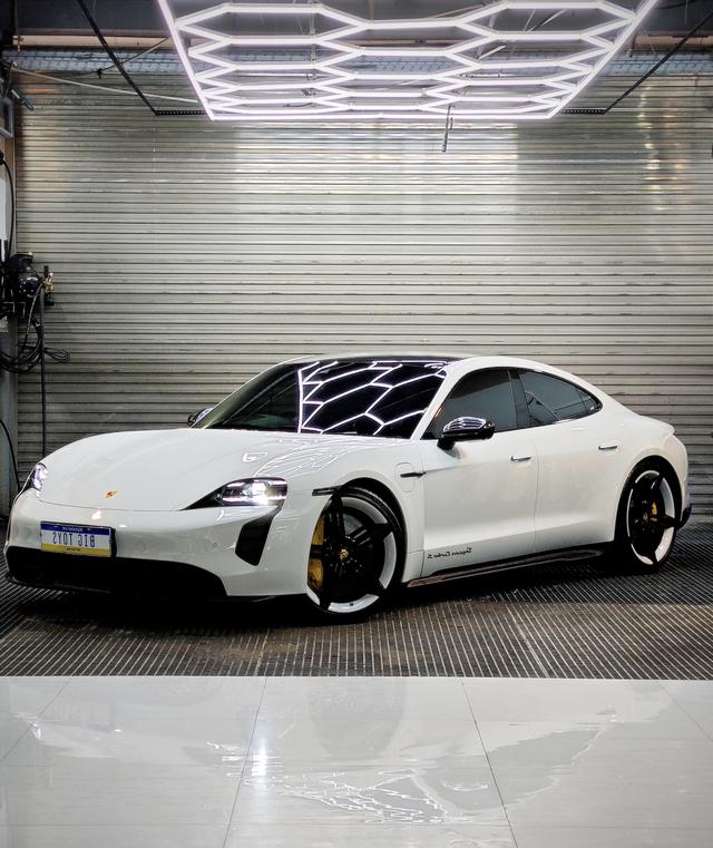 Taycan 2022 Taycan Turbo Cross Turismo