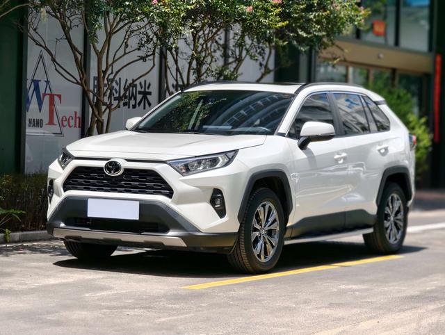 RAV4 Rongfang 2023 2.0L CVT two-wheel drive fashion version